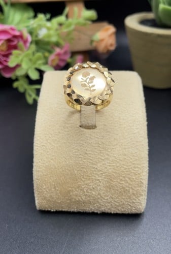 خاتم ذهب عيار 21الوزن 4.68 المقاس 8 امريكي