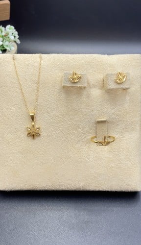 نص طقم ذهب عيار 21الوزن 3.75