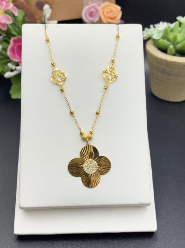 عقد ذهب عيار 21الوزن 5.56