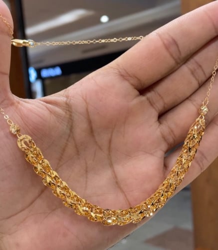 عقد ذهب جميل عيار21 وزن 8.66