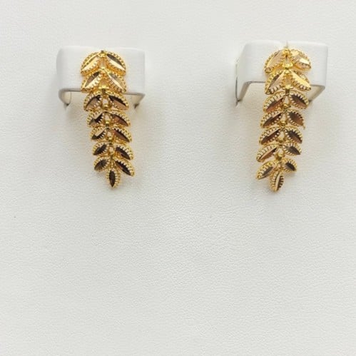 حلق ذهب عيار 21الوزن 3.82