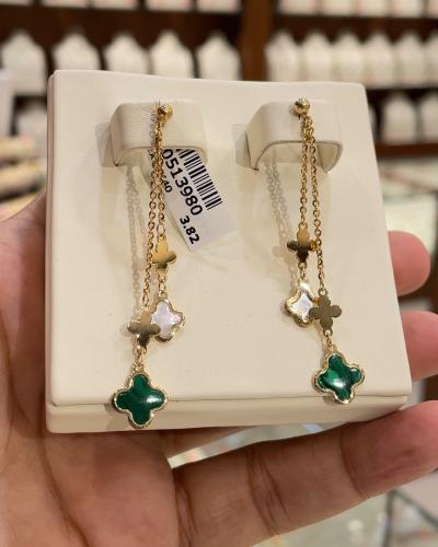 حلق ذهب عيار 18 الوزن 3.82