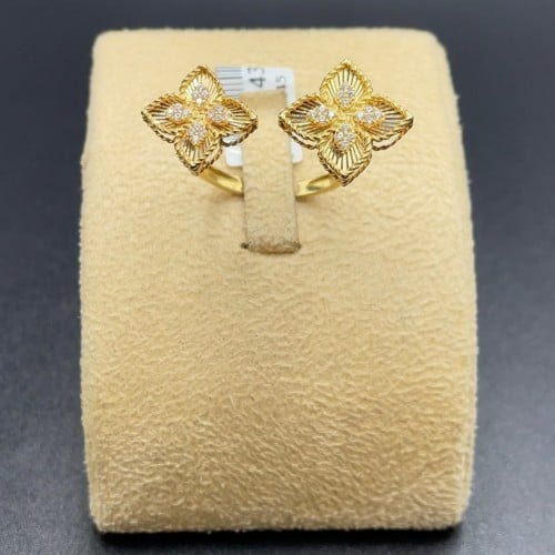 خاتم ذهب عيار 18الوزن 4.02 المقاس 7ونص امريكي