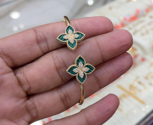 اسواره ذهب عيار 18 وزن5.9