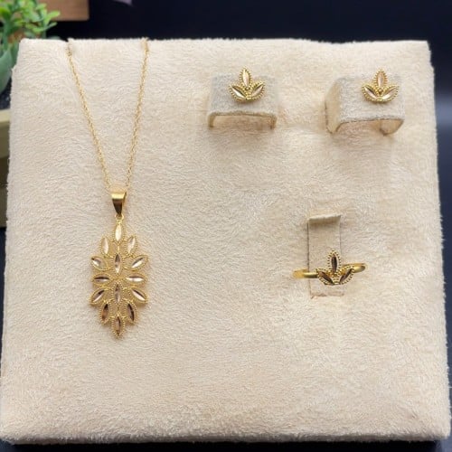 نص طقم ذهب عيار 21الوزن 4.69