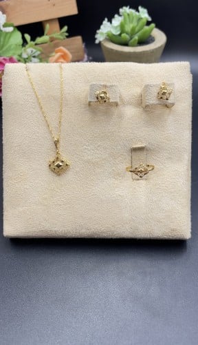 نص طقم ذهب عيار 21الوزن 2.8