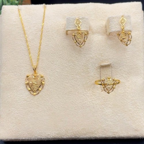 نص طقم ذهب عيار 21الوزن 5.41