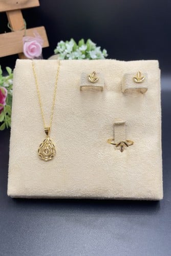 نص طقم ذهب عيار 21الوزن 4.62