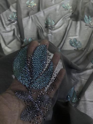 قماش شيفون تطريز خيط وكرستال ٣ متر عرضين