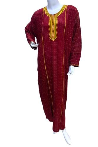 ثوب دوسري مطرز بخيط كم طويل