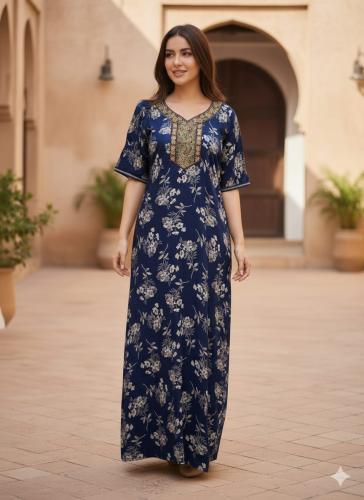 جلابية كشميري نص كم بتطريز خفيف