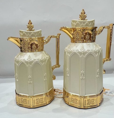 طقم ترامس فخم متعدد الألوان ...