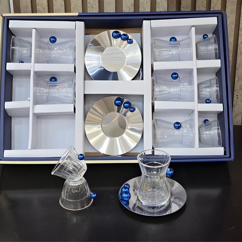 طقم شاي فاخر بتصميم مودرن وأنيق