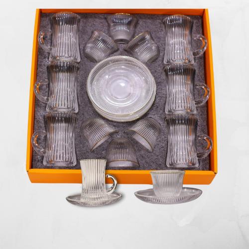 طقم فناجيل وكاسات 18 قطعة شفاف بخط ذهبي