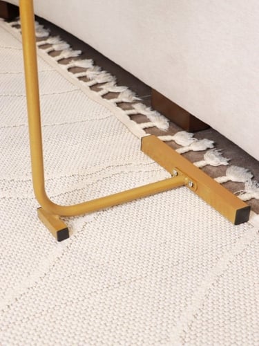 طاولة خدمة رخامي ابيض بقاعدة ذهبي