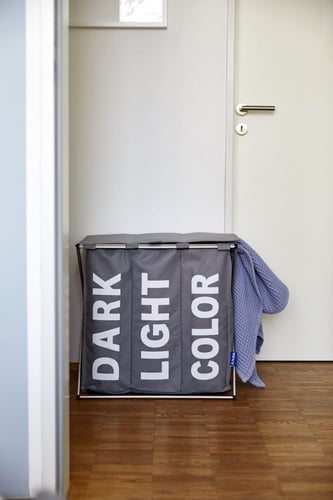 سلة غسيل 3 اقسام قماش بحامل معدني