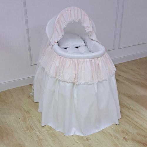 سرير استقبال مواليد فرنسي