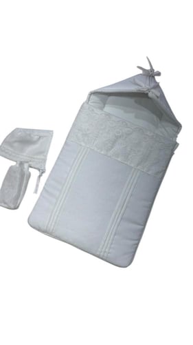 مدس اطفال دانتيل فاخر