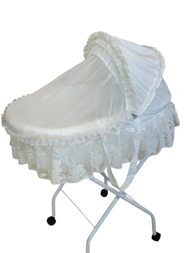 سلة موسى مع قاعدة