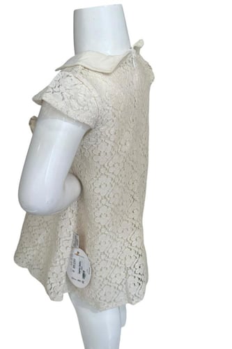 فستان دانتيل بيج فاتح