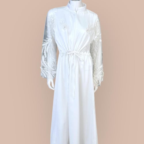 قميص مطرز فاخر