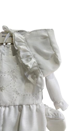 طقم اطفال فاخر مع مدس ورد بارز