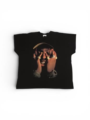 T SHIRT