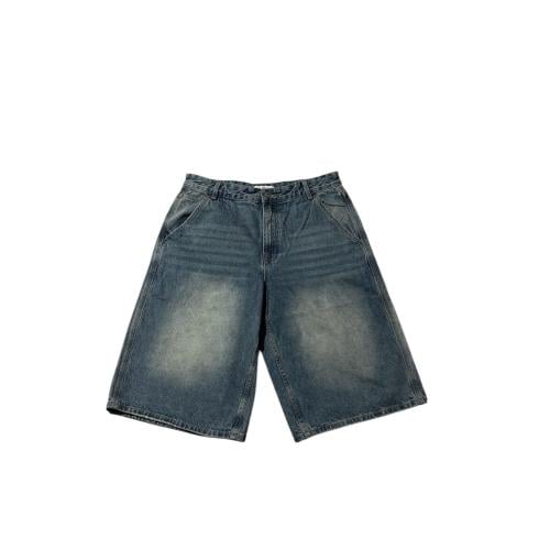 Oversized short