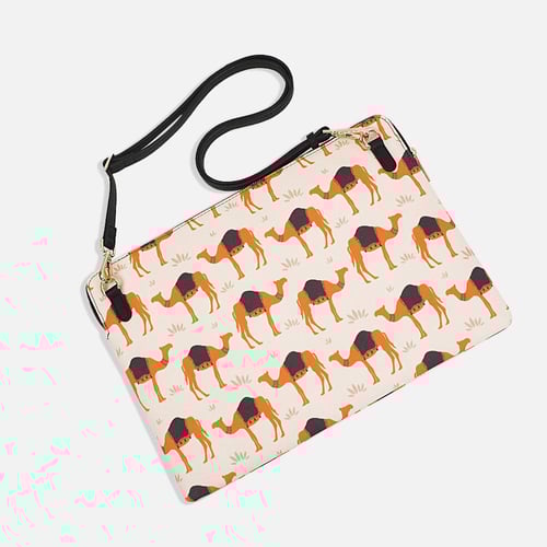 حقيبة لابتوب أبيض -نمط جمل