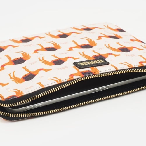 حقيبة ايباد- نمط جمل