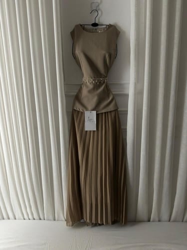 فستان العنود