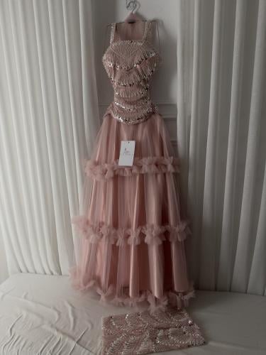 فستان لحمي سهره تل