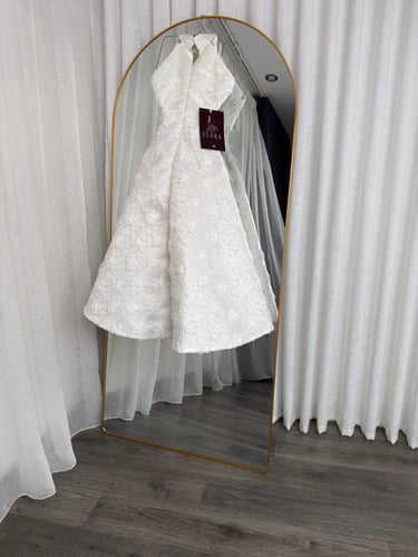 فستان ميد ابيض معا ورود راقي