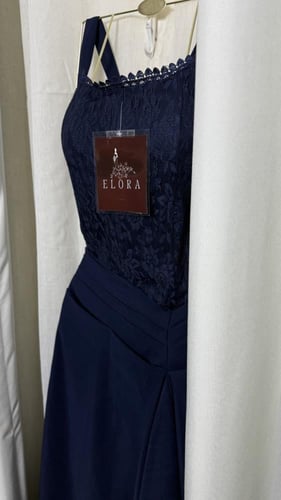 فستان كحلي دانتيل