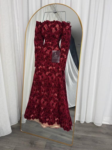 فستان دانتيل عودي انيق ساتر