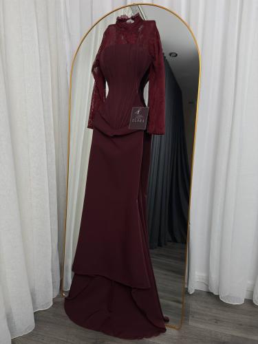 فستان عودي كورسيه معا دانتيل