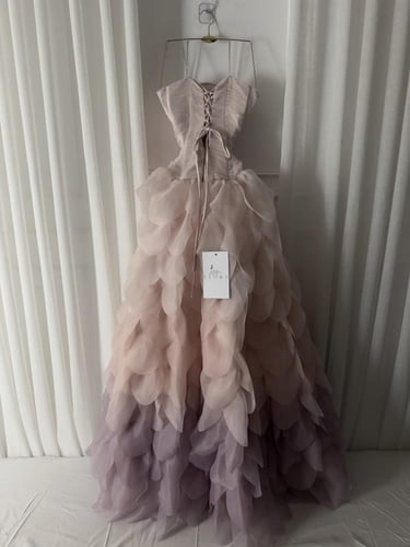 فستان “اللافندر بلونين