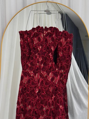 فستان دانتيل عودي انيق ساتر