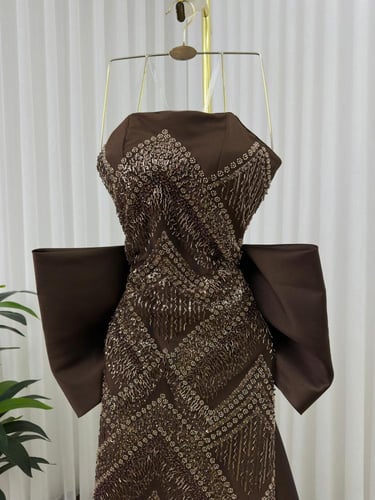 فستان بني راقي