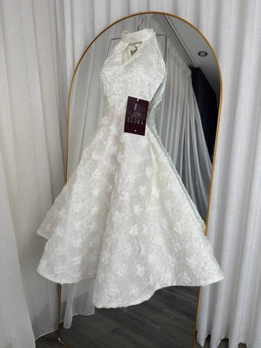 فستان ميد ابيض معا ورود راقي