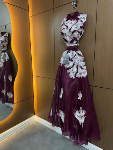 فستان لمعه بنقشه مميزه