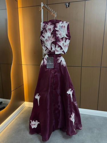 فستان لمعه بنقشه مميزه