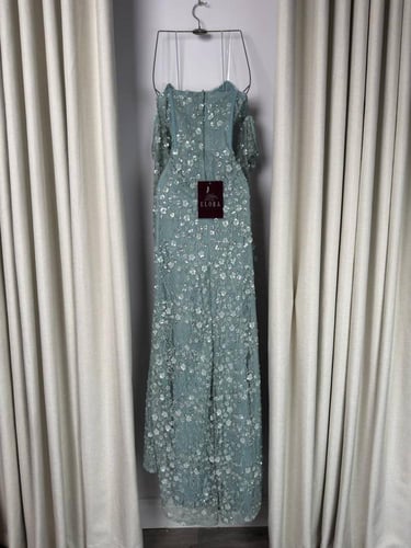 فستان سهره تطريز ورود