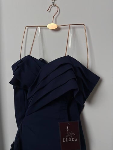 فستان كحلي سهره بذيل ورود