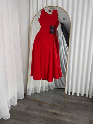 فستان ناعم باربي احمر