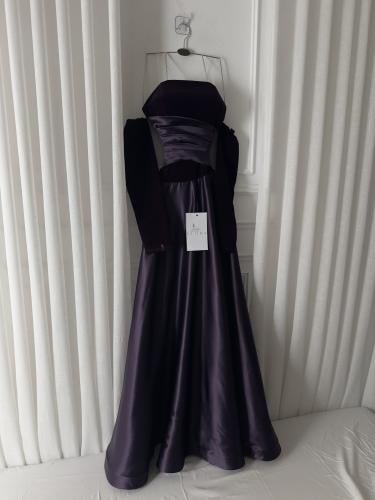 فستان موف جوخ معا اكمام