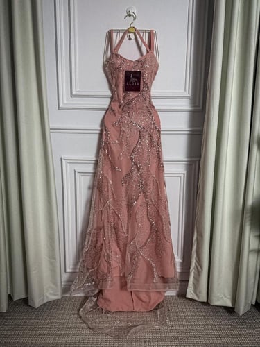 فستان لحمي سهره