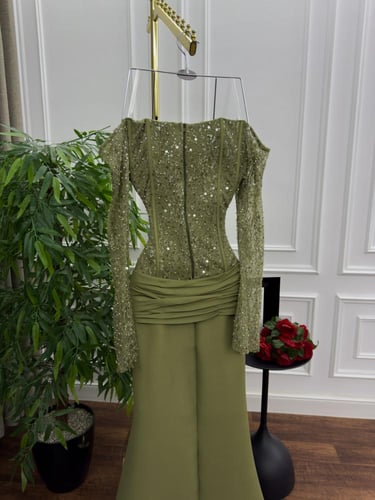 فستان باربي+دانتيل زيتي