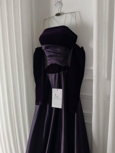 فستان موف جوخ معا اكمام