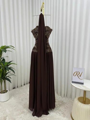 فستان بني تطريز